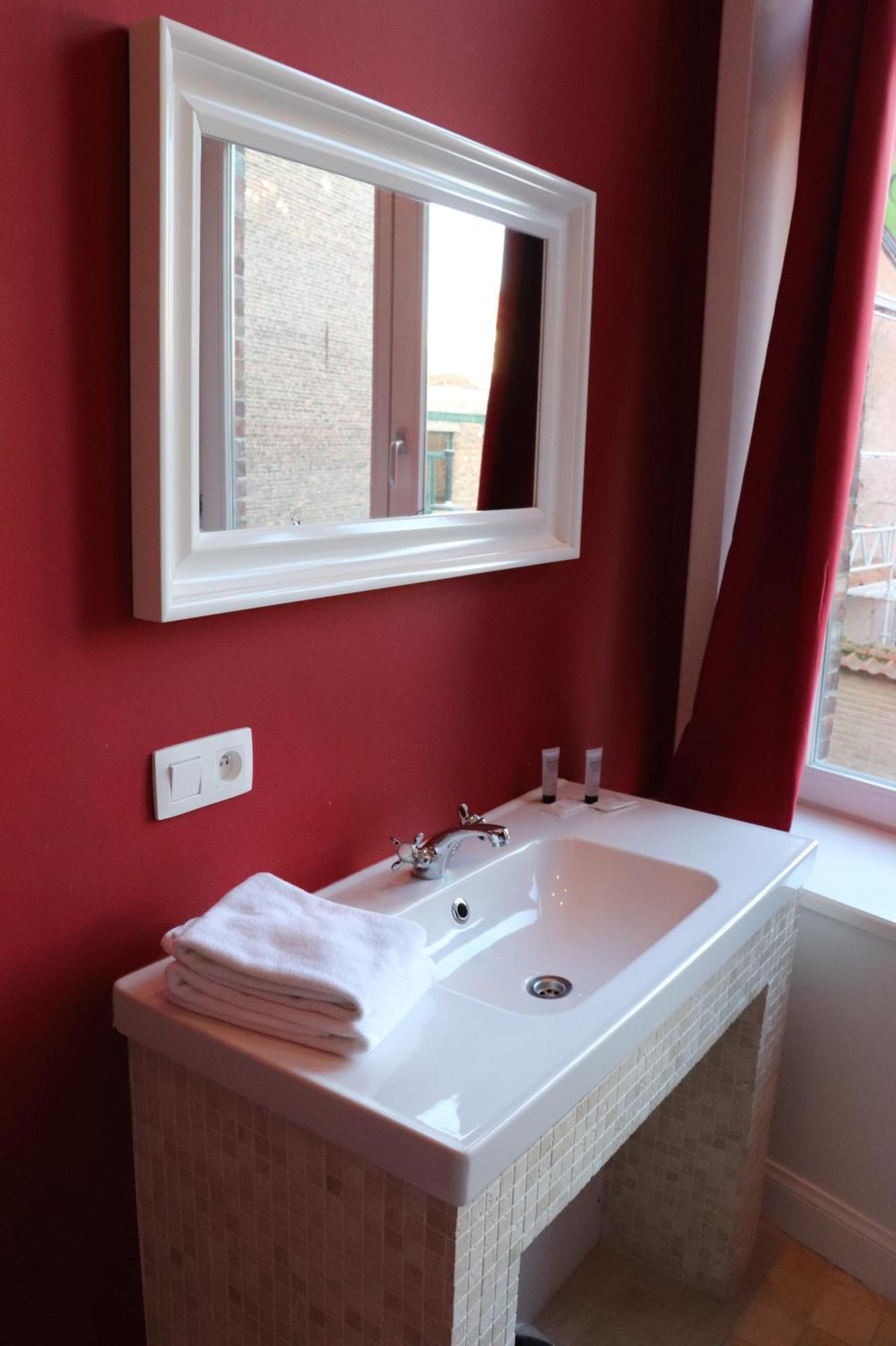 Hostel Lybeer Private Rooms Just For Two! Brügge Zimmer foto
